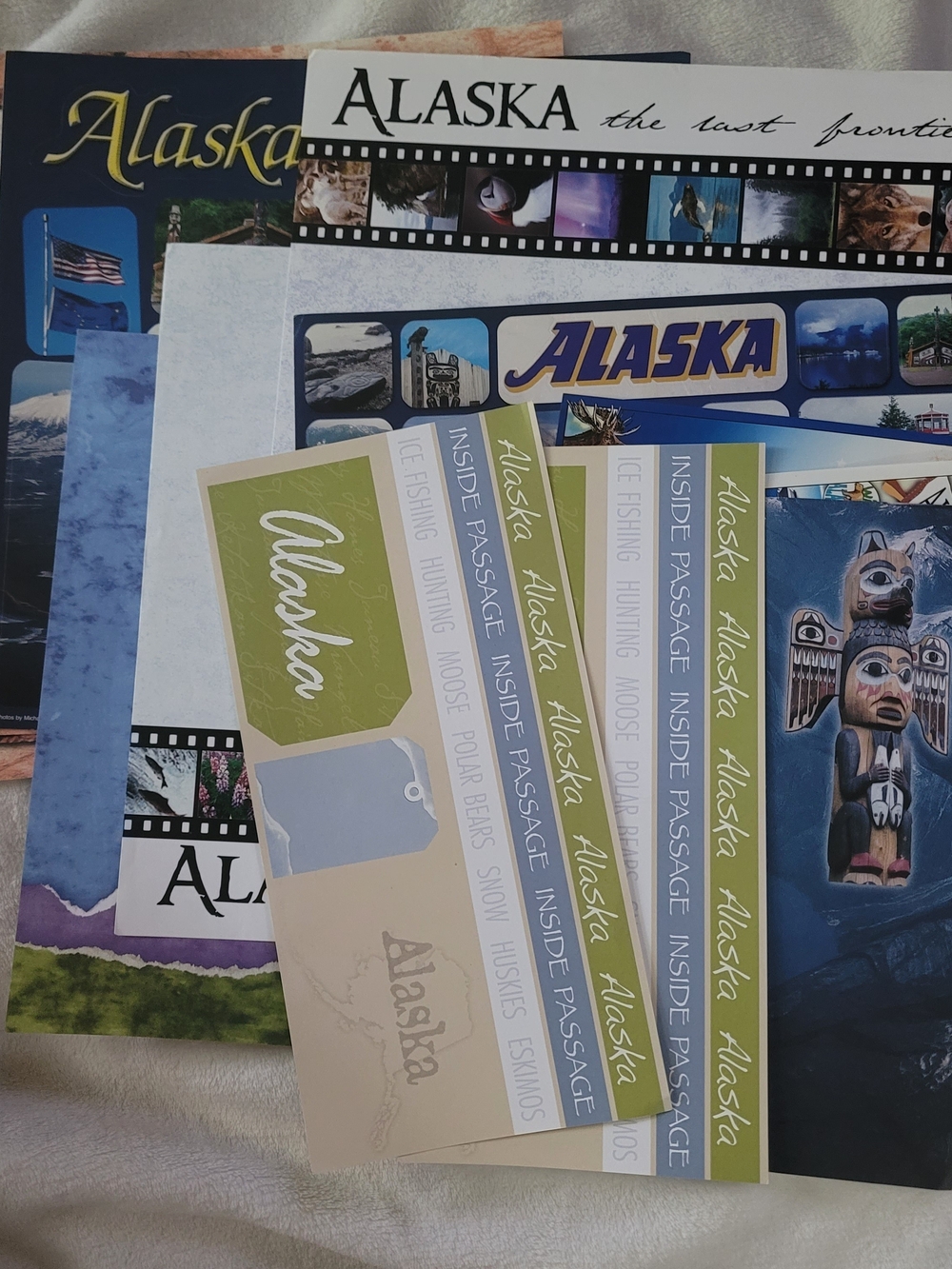 Alaska Themed Decorative Scrapbook Paper Pack Cardstock 12x 12 Journal Bundle